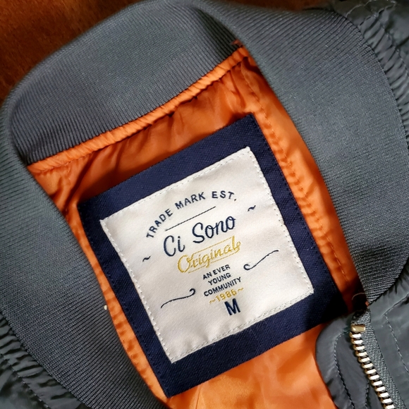 CI SONO Green Detailed BomberJacket - Size M (EUC) - Picture 9 of 11